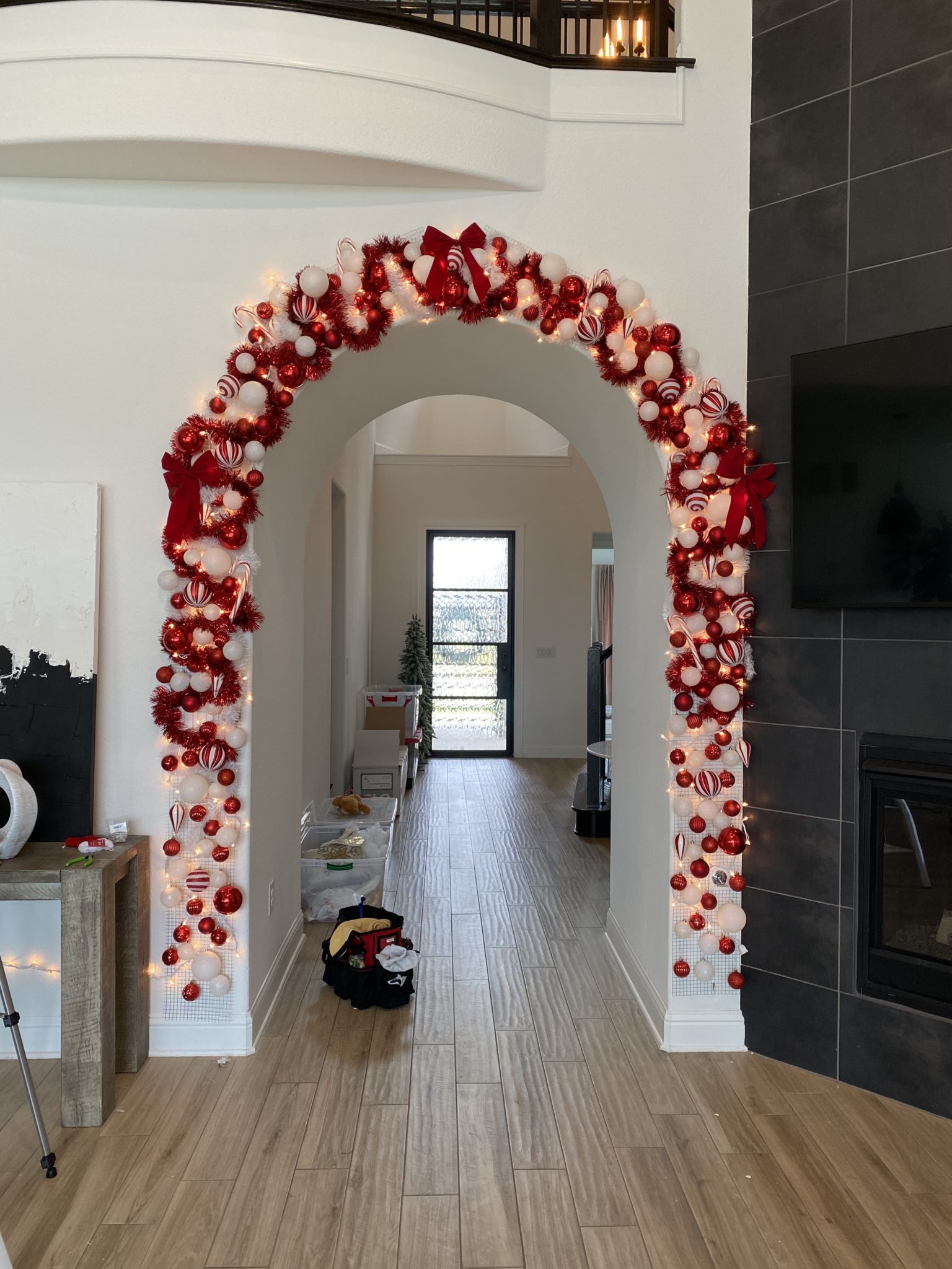 4 Festive DIY Christmas Decorations - ravenelysetv.com